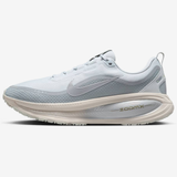 Nike Vomero 18 GORE-TEX - Cinza Metálico