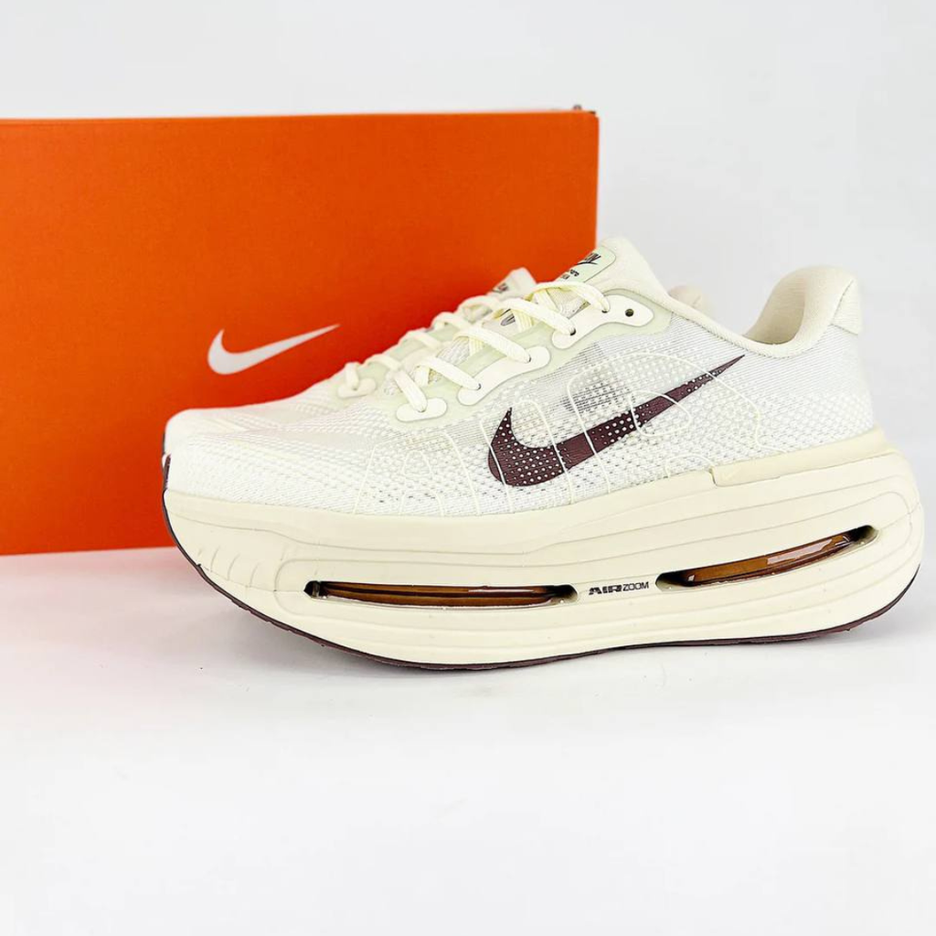 Nike Vomero Premium - Bege/Marrom