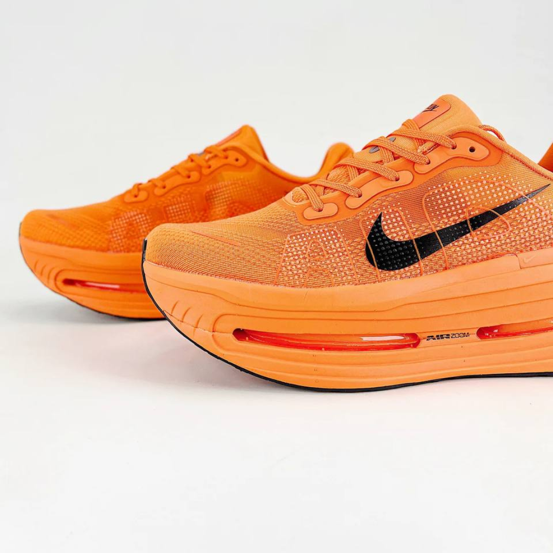 Nike Vomero Premium - Laranja