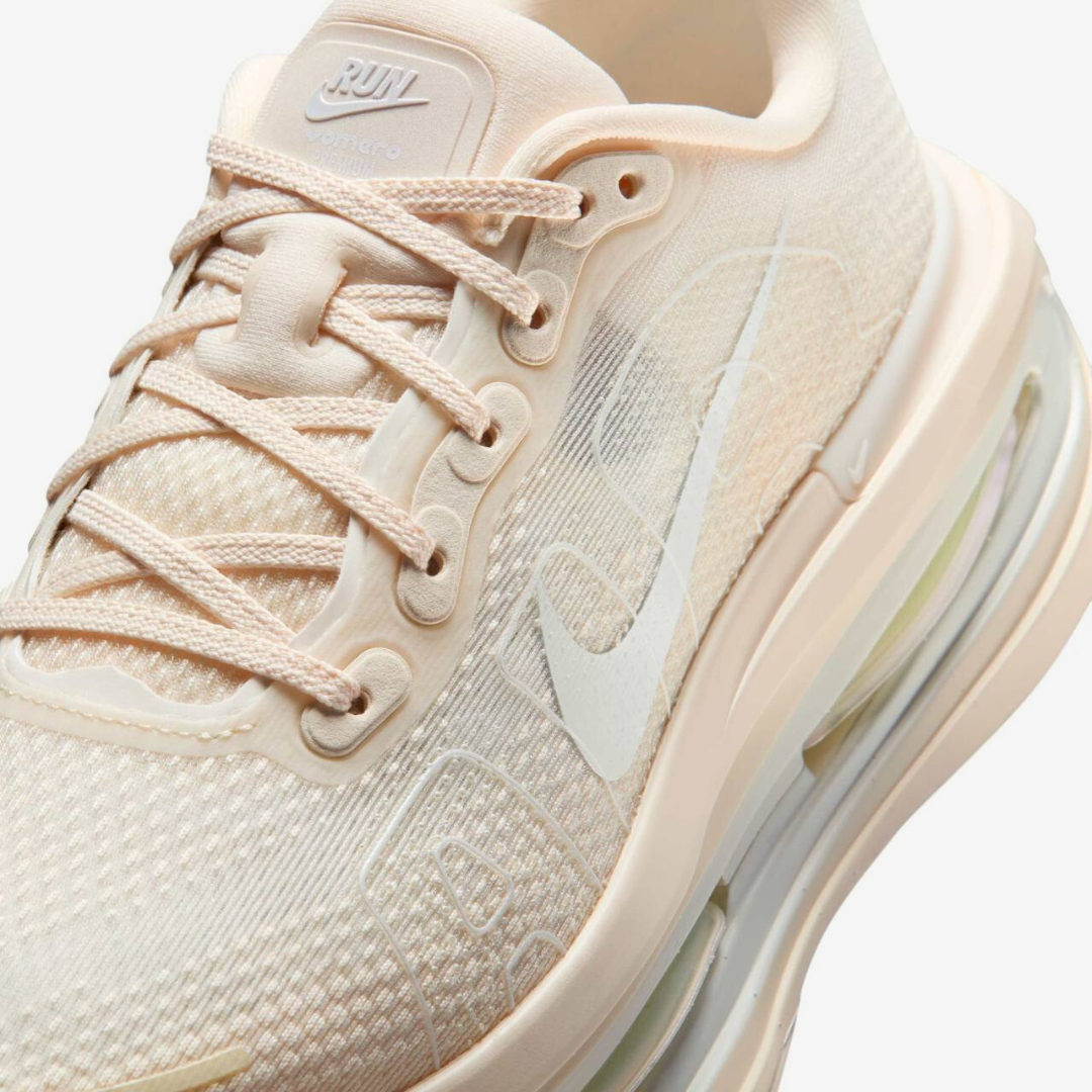 Nike Vomero Premium - Bege