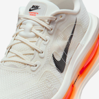 Nike Vomero Premium - Bege/Laranja