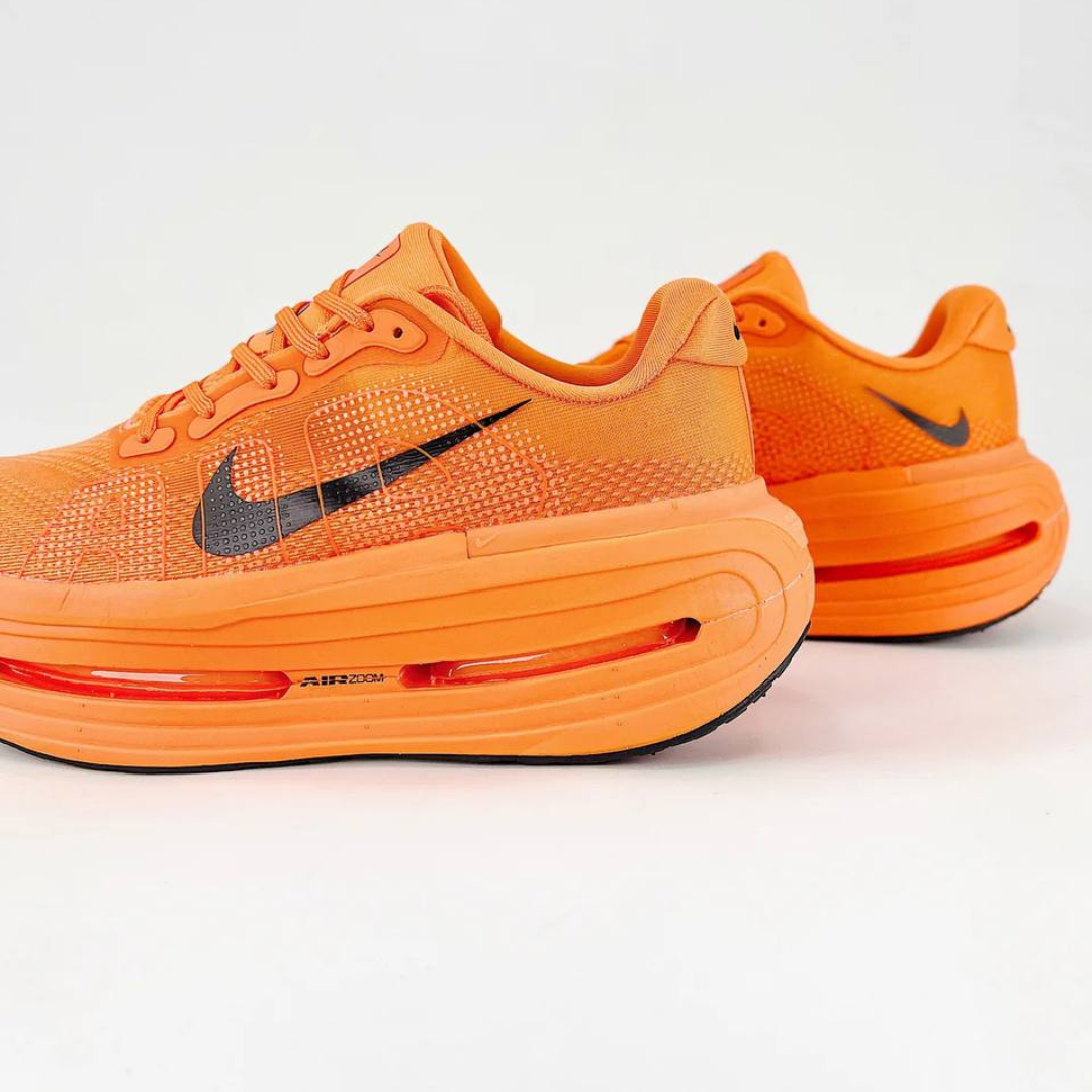 Nike Vomero Premium - Laranja