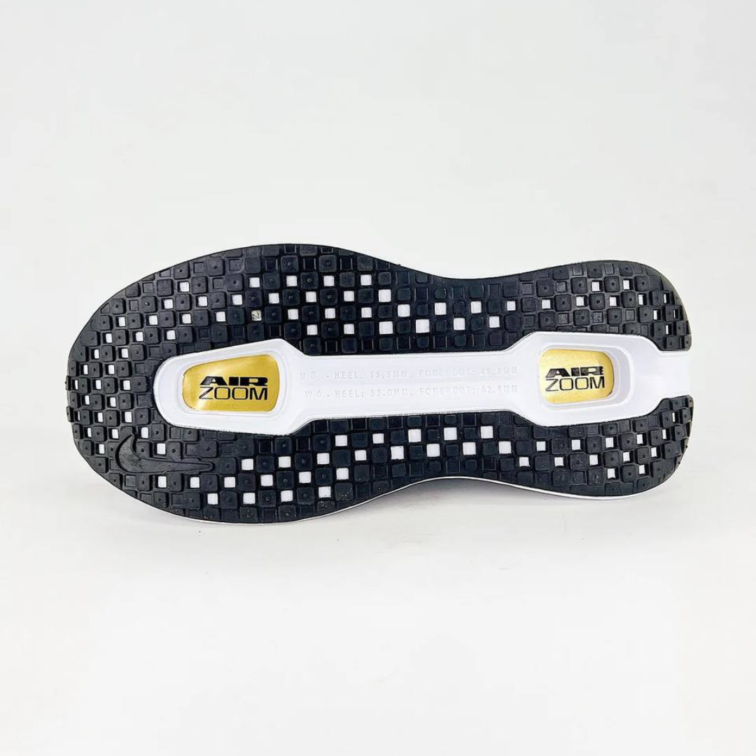 Nike Vomero Premium - Preto/Dourado