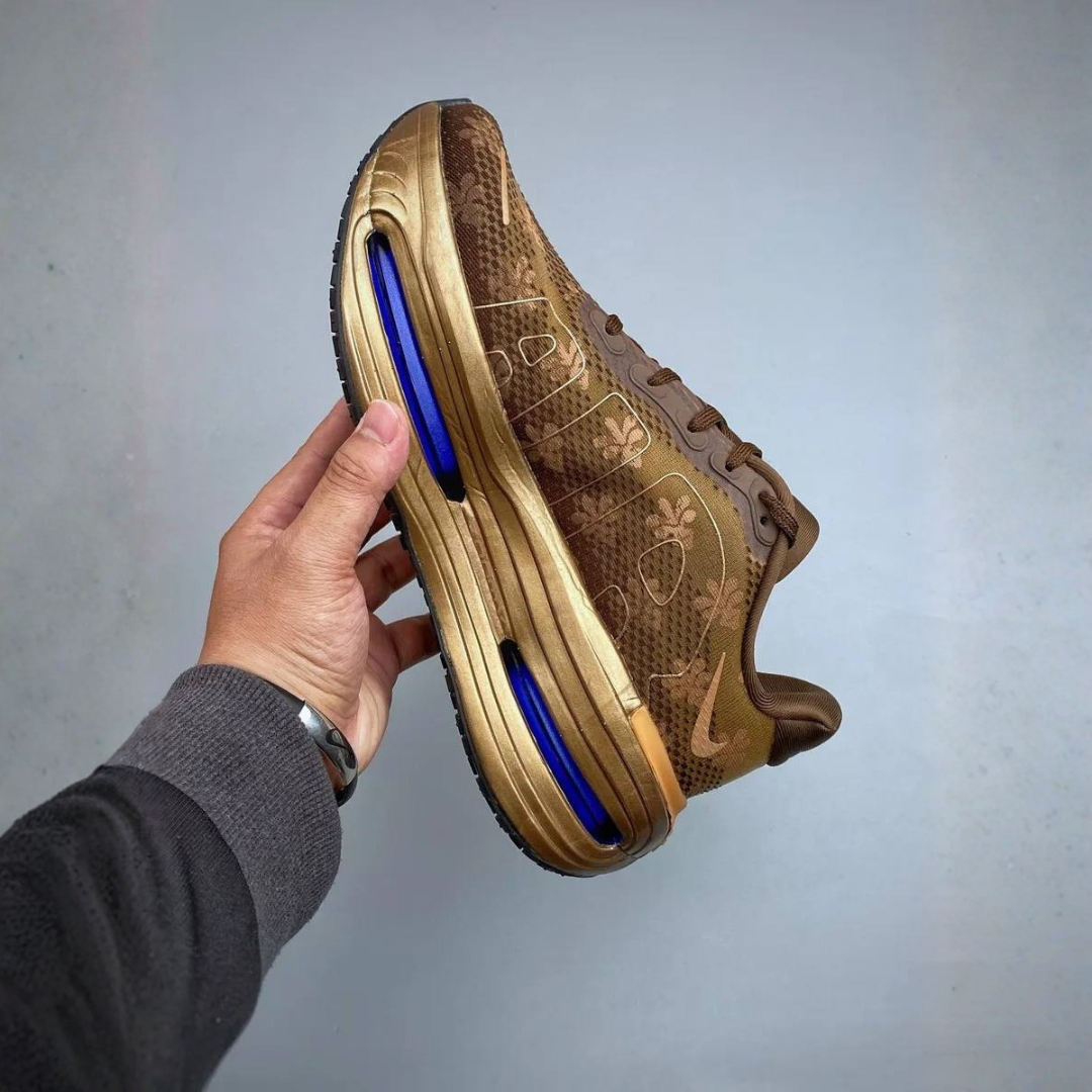 Nike Vomero Premium - Cacao Wow and Racer Blue