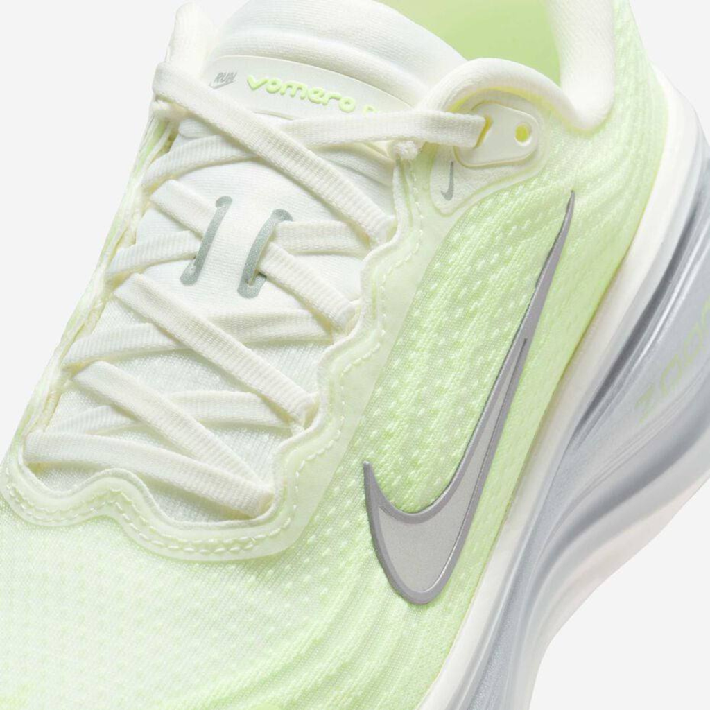 Nike Vomero Plus - Verde/Platinum