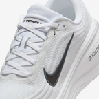 Nike Vomero Plus - Branco/Preto