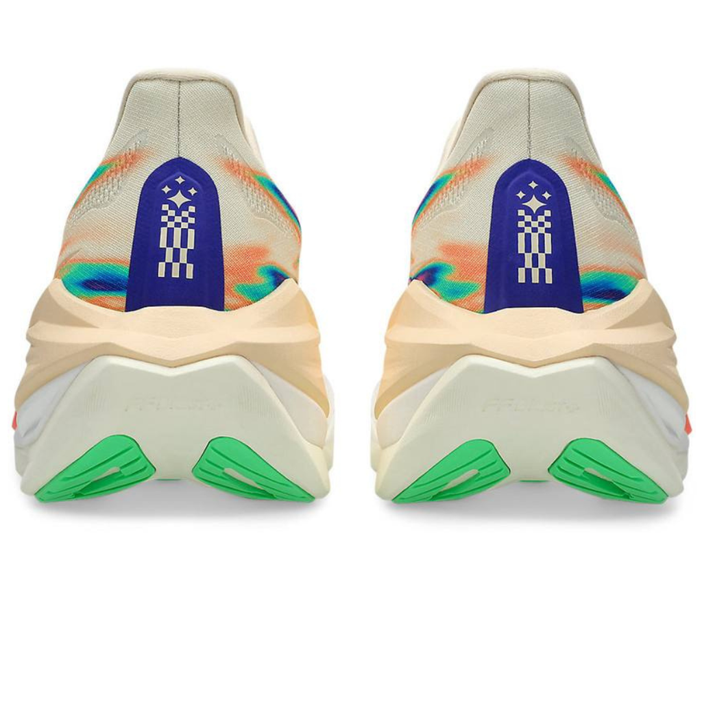 Asics Superblast 3 - Unissex - Bege/Laranja Claro