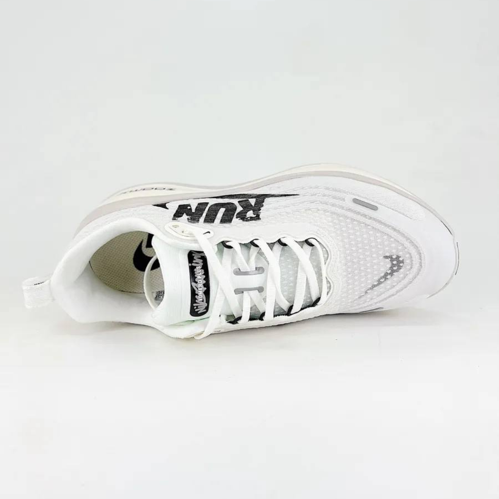 Nike Vomero Plus Run - Branco/Preto