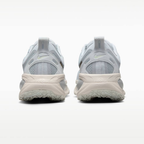Nike Vomero 18 GORE-TEX - Cinza Metálico