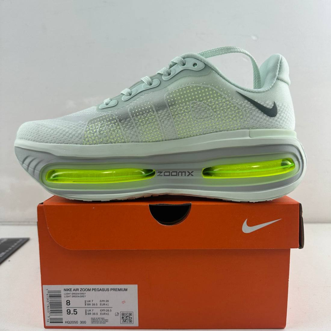 Nike Vomero Premium - Barely Volt