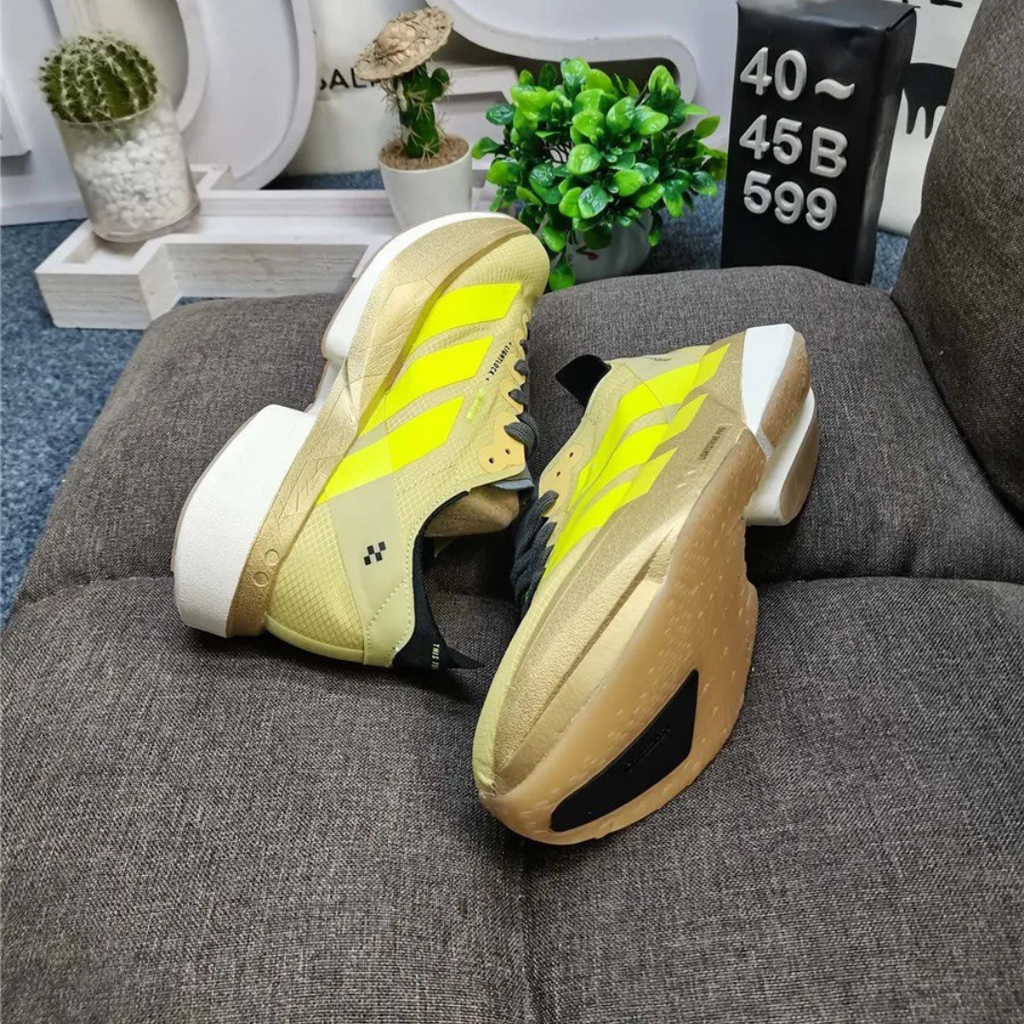 Adidas Adizero Adios Pro 4 Dourado/Verde