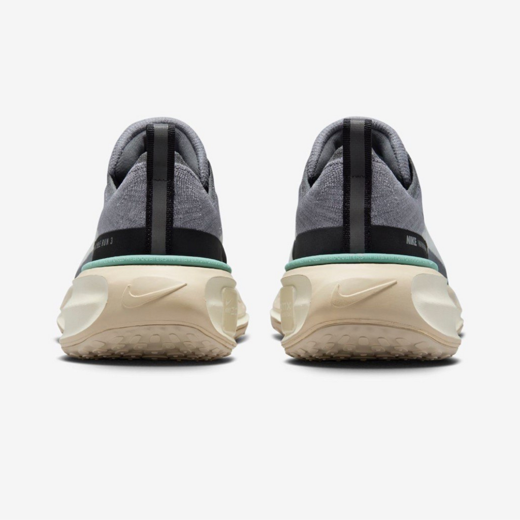 Nike Invincible Run 3 - Cinza/Preto