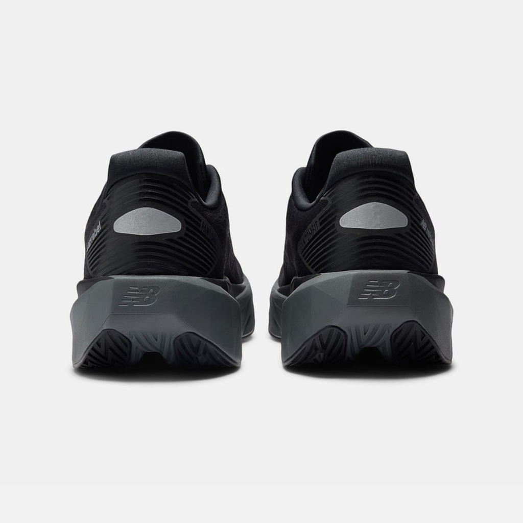 New Balance Fuelcell Rebel V5 - Preto