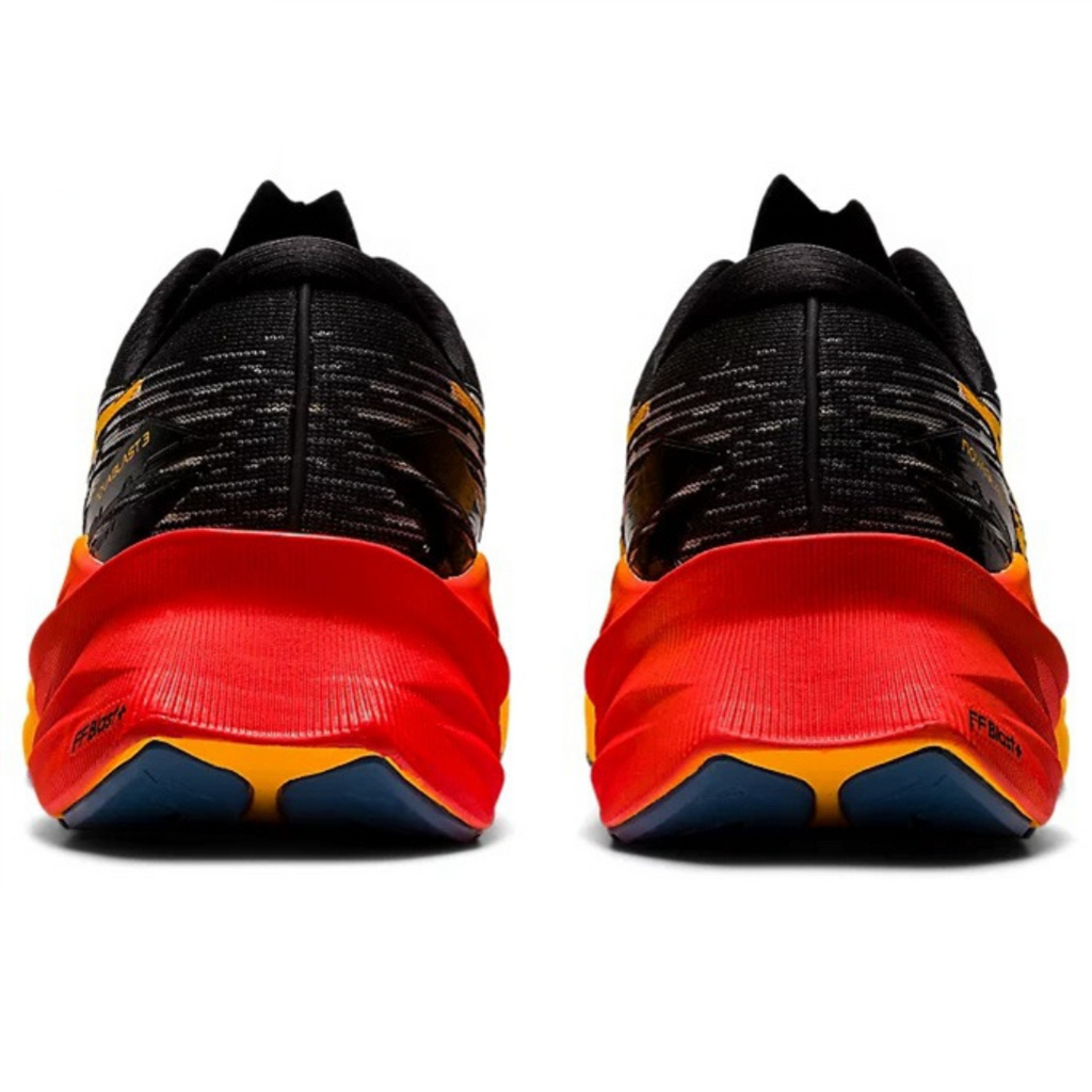 Asics Novablast 3 Preto com Vermelho e Laranja