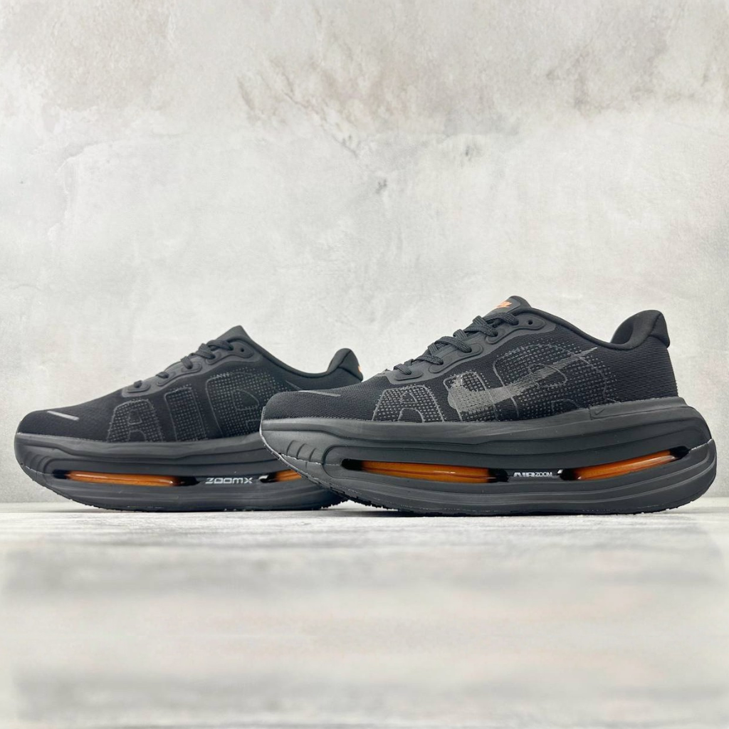 Nike Vomero Premium - Preto/Laranja