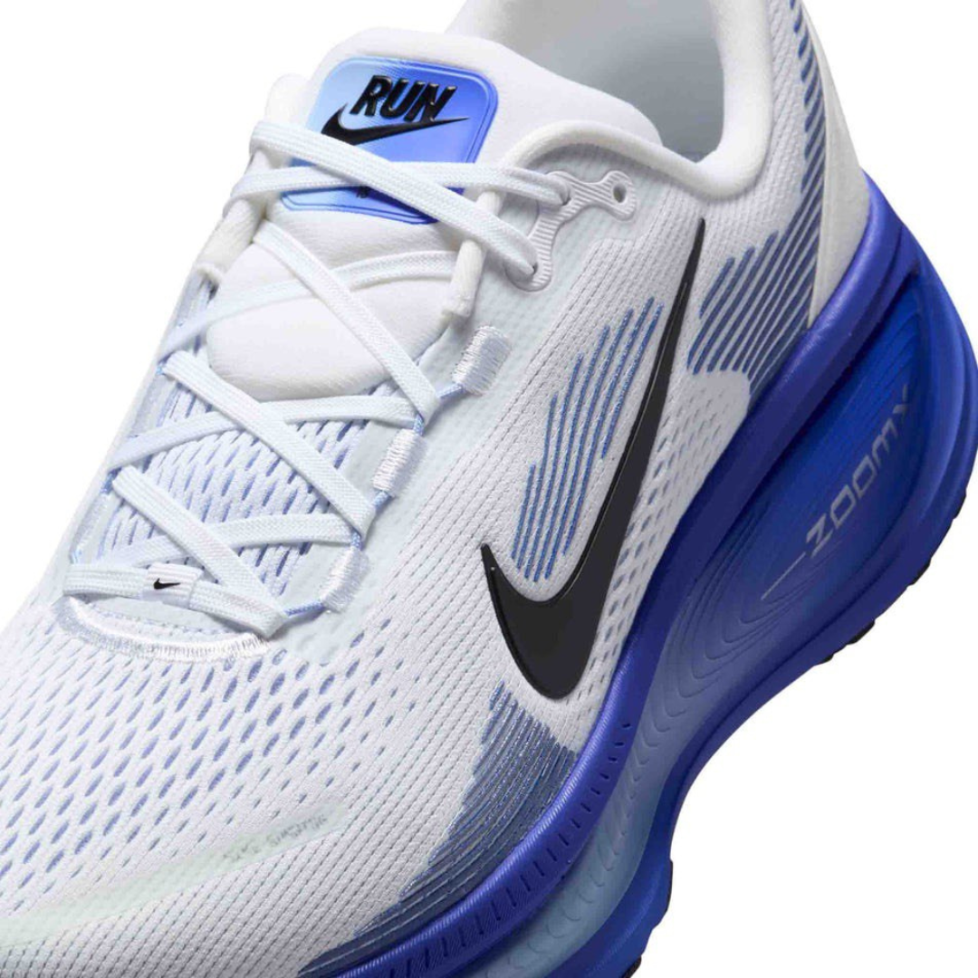 Nike Vomero 18 - Branco/Azul Marinho