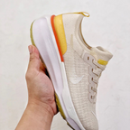 Nike Invincible Run 3 - Bege/Branco