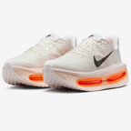 Nike Vomero Premium - Bege/Laranja