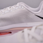 Nike Vomero Premium - Branco/Rosa