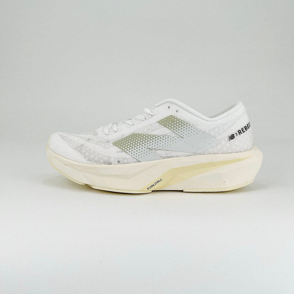 New Balance FuelCell Rebel V4 - Branco/White